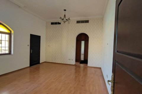 Βίλα σε Al Barsha, Dubai, ΗΑΕ 5 υπνοδωμάτια, 1394 τ.μ. Αρ. 712212 - φωτογραφία 12