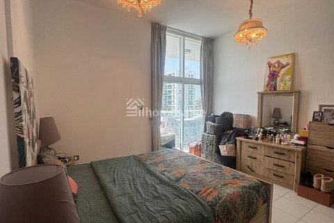 Appartamento in vendita a Dubai Studio City, Dubai, EAU 2 camere da letto, 111 mq. № 712208 - foto 25