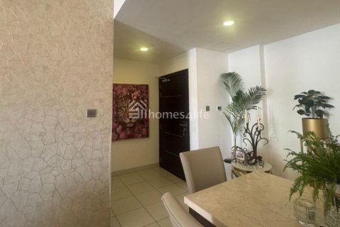 Appartamento in vendita a Dubai Studio City, Dubai, EAU 2 camere da letto, 111 mq. № 712208 - foto 21
