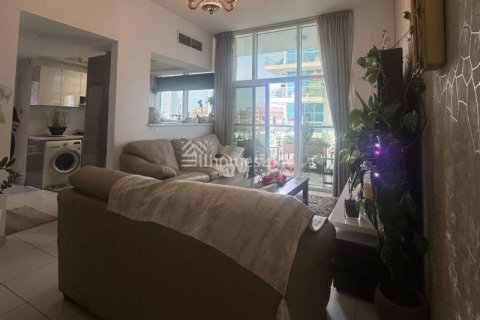 Appartamento in vendita a Dubai Studio City, Dubai, EAU 2 camere da letto, 111 mq. № 712208 - foto 20