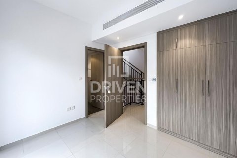 Maison de ville à louer à Dubai, EAU 4 chambres, 112.23 m2 № 746783 - photo 4