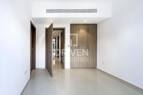 Maison de ville à louer à Dubai, EAU 4 chambres, 112.23 m2 № 746783 - photo 5