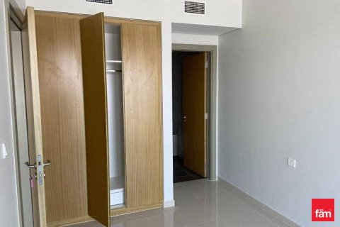 Apartmen di Business Bay, Dubai, UAE 2 bilik tidur, 75.6 meter persegi № 719606 - foto 6