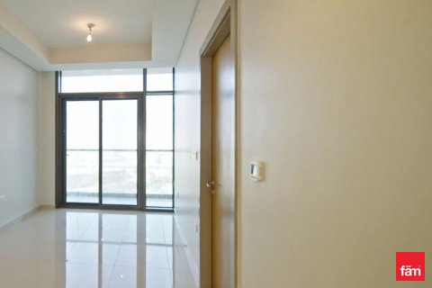 Apartmen di Business Bay, Dubai, UAE 2 bilik tidur, 75.6 meter persegi № 719606 - foto 4