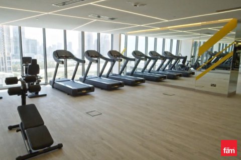 Apartmen di Business Bay, Dubai, UAE 2 bilik tidur, 75.6 meter persegi № 719606 - foto 7