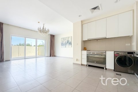 Apartment in Dubai South (Dubai World Central), Dubai, UAE 3 bedrooms, 20.62 sq.m. № 761451 - photo 3
