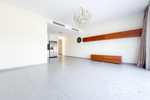 Apartment in Dubai South (Dubai World Central), Dubai, UAE 3 bedrooms, 20.62 sq.m. № 761451 - photo 2