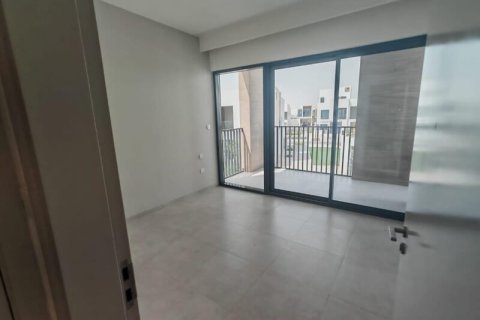Arabian Ranches 3, Dubai, BAE’de kiralık sıra ev 3 yatak odası, 123 m&sup2; No 703351 - fotoğraf 23