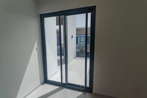 Arabian Ranches 3, Dubai, BAE’de kiralık sıra ev 3 yatak odası, 123 m&sup2; No 703351 - fotoğraf 24