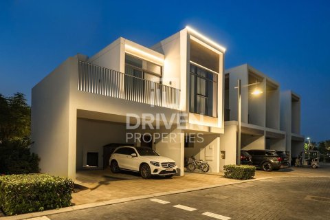 Vila u gradu Arabian Ranches 3, Dubai, UAE 4 spavaće sobe, 177.54 m2 Br. 741734