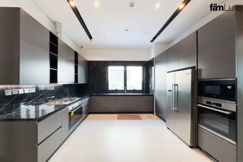 Villa itt: Dubai Hills Estate, EAE, 6 hálószoba, 1077.8 m², azonosító: 638229 - fénykép 9