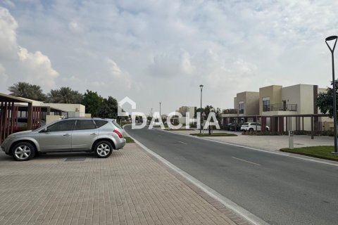 Apartman u gradu Dubai South (Dubai World Central), Dubai, UAE 2 spavaće sobe, 135 m2 Br. 738661 - Slika 3