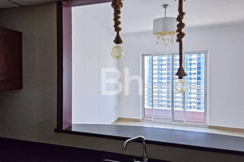 Apartament në Jumeirah Lake Towers, Dubai, Emiratet e Bashkuara Arabe 2 dhoma gjumi, 135 m2. № 643588 - Foto 18