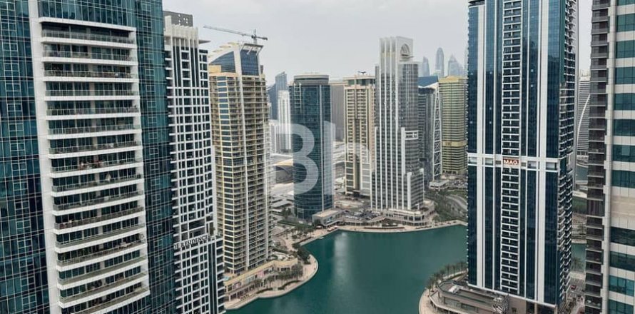 Apartament në Jumeirah Lake Towers, Dubai, Emiratet e Bashkuara Arabe 2 dhoma gjumi, 135 m2. № 643588