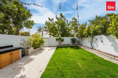 Rumah bandar di Dubai, UAE 3 bilik tidur, 224.4 meter persegi № 638285 - foto 22