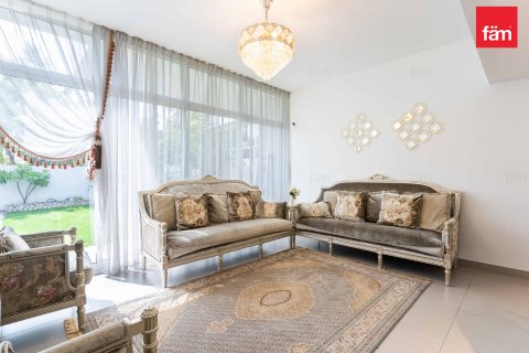Rumah bandar di Dubai, UAE 3 bilik tidur, 224.4 meter persegi № 638285 - foto 3