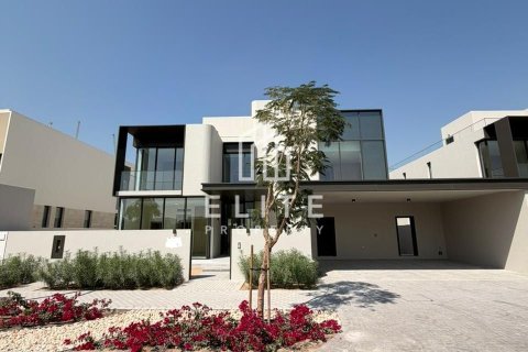 Villa itt: Dubai Hills Estate, EAE, 5 hálószoba, 958 m², azonosító: 736600 - fénykép 2