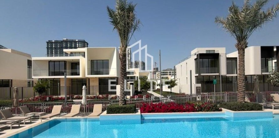 Villa itt: Dubai Hills Estate, EAE, 5 hálószoba, 958 m², azonosító: 736600