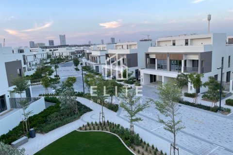 Tilal Al Ghaf、Dubai、UAE にあるヴィラの賃貸物件 5ベッドルーム、256 m2、No736601 - 写真 4