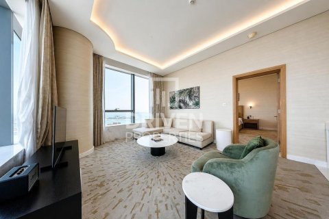 Huoneisto Palm Jumeirah, Dubai, Arabiemiraatit 1 makuuhuone, 103.03 m2 № 741846 - kuva 3