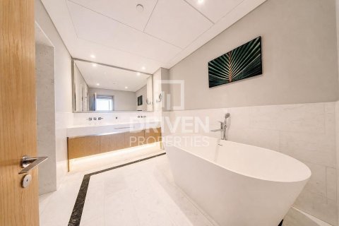 Huoneisto Palm Jumeirah, Dubai, Arabiemiraatit 1 makuuhuone, 103.03 m2 № 741846 - kuva 13