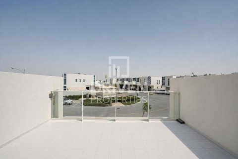 Townhouse sa Dubai, UAE 2 silid-tulugan, 133.41 sq.m. № 741840 - larawan 18