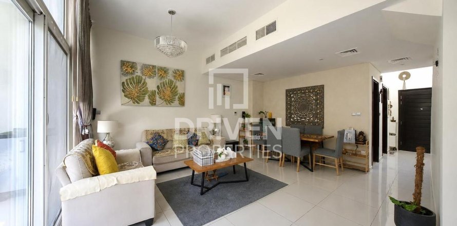 Townhouse sa Dubai, UAE 2 silid-tulugan, 133.41 sq.m. № 741840