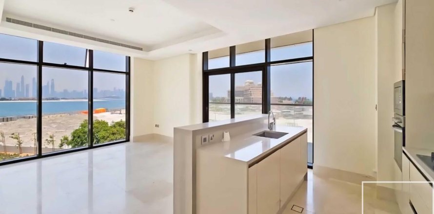 דירה ב Palm Jumeirah, Dubai, איחוד האמירויות 1 חדר שינה, 94.3 מ"ר מספר 761168