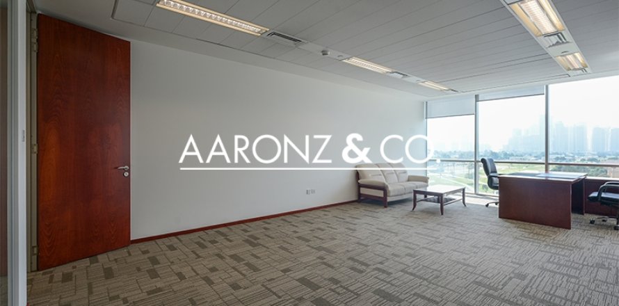Kancelária v Sheikh Zayed Road, Dubai, SAE 63 m2 č. 688178
