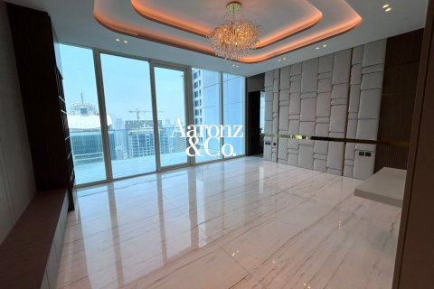 Penthouse in Jumeirah Lake Towers, Dubai, UAE 4 bedrooms, 553 sq.m. № 688183 - photo 2