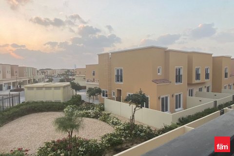 Kuća u nizu u Dubai, UAE 3 spavaćih soba, 161 m2 Br. 698916 - fotografija 7