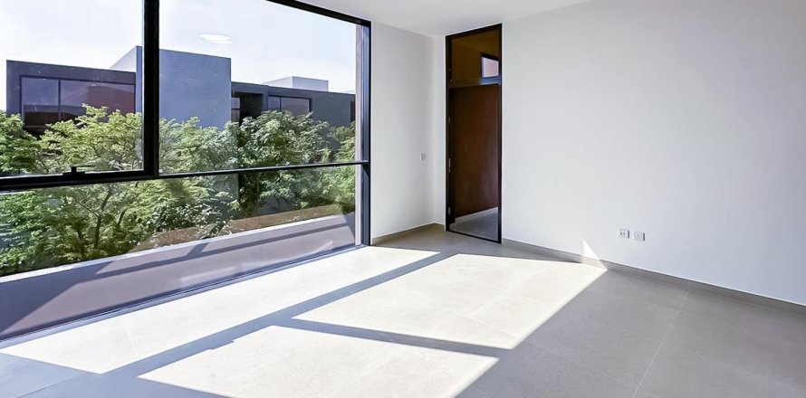 Townhouse i Tilal City, Sharjah, UAE 4 soveværelser, 246.38 kvm № 749457