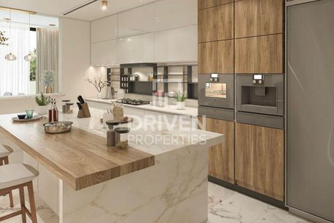 Villa til salg i Dubai, UAE 5 soveværelser, 444.45 kvm № 743586 - foto 8