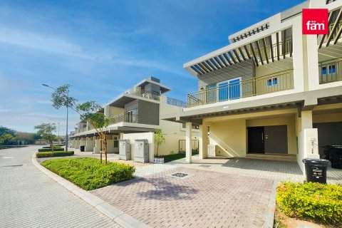 Townhouse in Dubai, UAE 3 bedrooms, 182.6 sq.m. № 647927 - photo 2