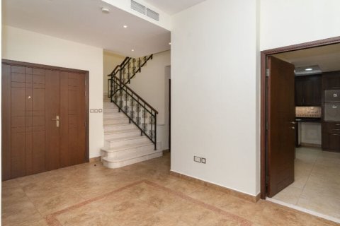 Σπίτι σε Mudon, Dubai, ΗΑΕ 4 υπνοδωμάτια, 309 τ.μ. Αρ. 677489 - φωτογραφία 5