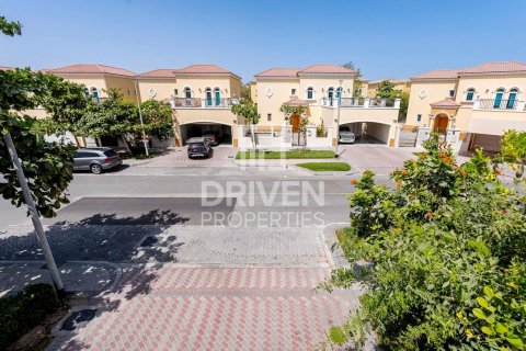 Villa zum Verkauf in Jumeirah Park, Dubai, VAE 4 Schlafzimmer, 314 m2 Nr. 653202 - Foto 2
