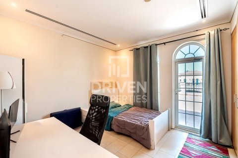 Villa zum Verkauf in Jumeirah Park, Dubai, VAE 4 Schlafzimmer, 314 m2 Nr. 653202 - Foto 20