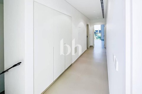 Casa urbana para venda em Tilal City, Sharjah, EAU 4 quartos, 246 m2 № 642880 - foto 11