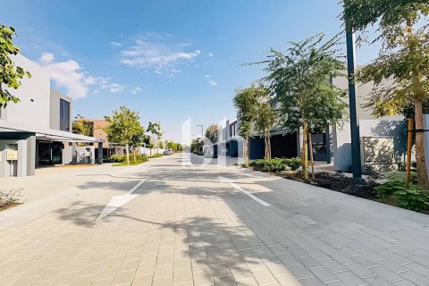 Casa urbana para venda em Tilal City, Sharjah, EAU 4 quartos, 246 m2 № 642880 - foto 27