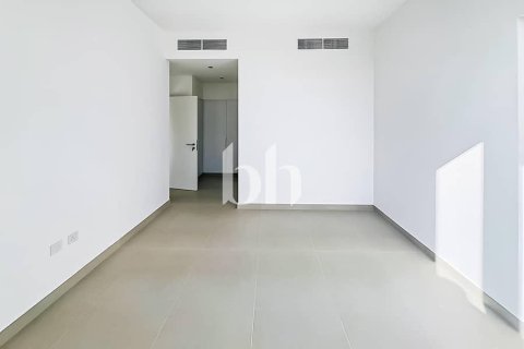 Casa urbana para venda em Tilal City, Sharjah, EAU 4 quartos, 246 m2 № 642880 - foto 1