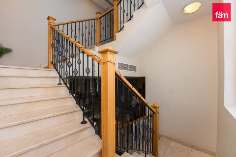 Villa in Jumeirah Park, Dubai, UAE 4 bedrooms, 515.8 sq.m. № 713233 - photo 8