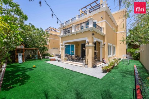 Villa in Jumeirah Park, Dubai, UAE 4 bedrooms, 515.8 sq.m. № 713233 - photo 19