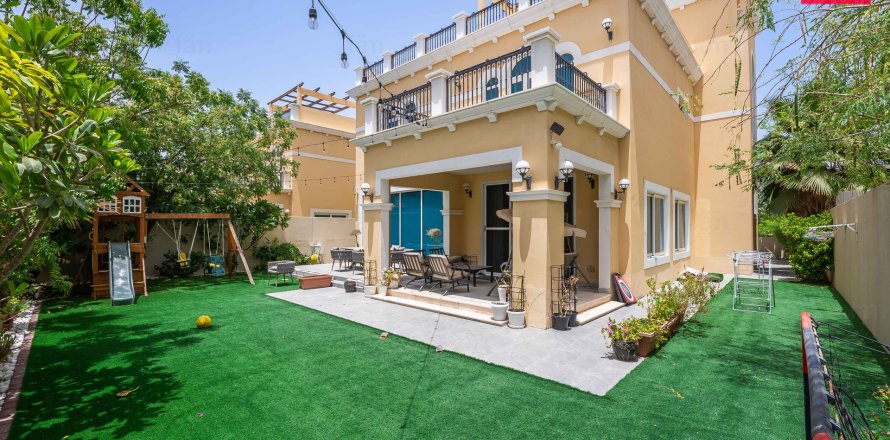 Villa in Jumeirah Park, Dubai, VAE: 4 Schlafzimmer, 515.8 m2 Nr. 713233