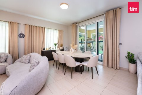 Villa in Jumeirah Park, Dubai, UAE 4 bedrooms, 515.8 sq.m. № 713233 - photo 22
