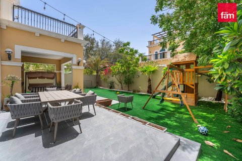 Villa zum Verkauf in Jumeirah Park, Dubai, VAE 4 Schlafzimmer, 515.8 m2 Nr. 713233 - Foto 27