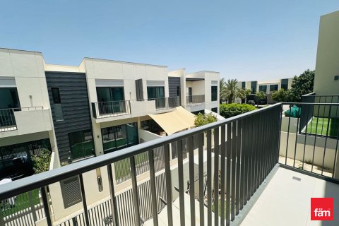 Üürile anda villa asukohaga Dubai, AÜE: 3 magamistoaga, 128.6 m² Nr 713243 - pilt 10