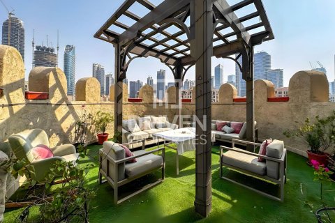 Leilighet i Downtown Dubai (Downtown Burj Dubai), Dubai, Emiratene 2 soverom, 240.71 kvm nr. 744163