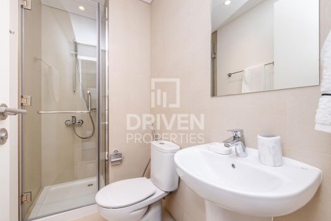 Lägenhet till försäljning i Zabeel, Dubai, UAE 3 sovrum, 170 kvm Nr. 683385 - fotografi 16