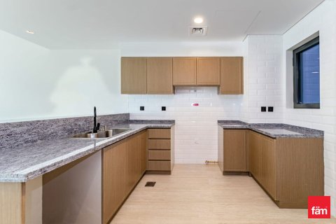 Rijtjeshuis te huur in Dubai, VAE 4 slaapkamers, 144 vr.m., nr 689442 - foto 6