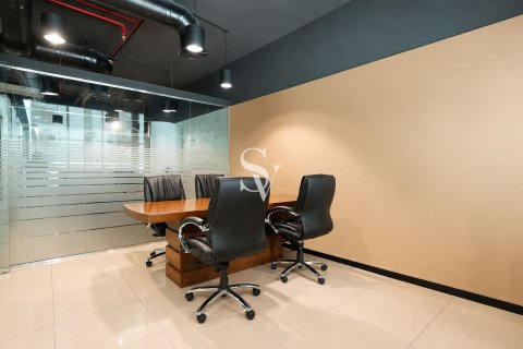 Oficina en alquiler en Business Bay, Dubai, EAU 87 m2 № 720232 - foto 3